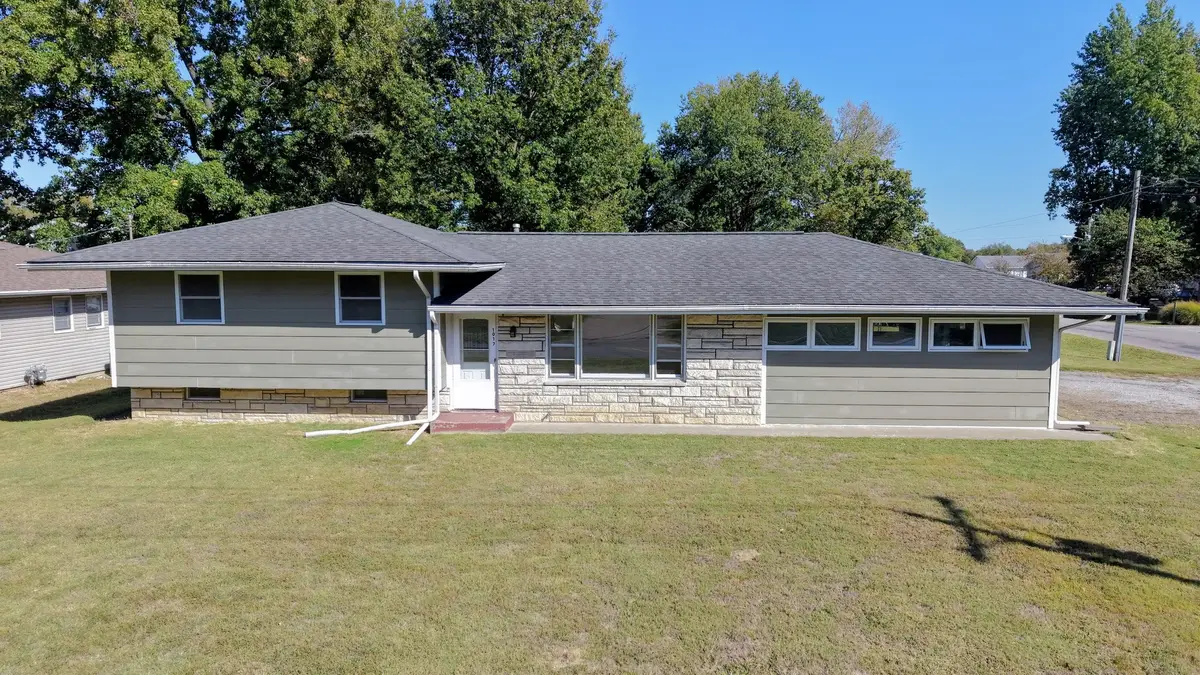 1017 S Giant City Road, Carbondale, IL 62902 - #1