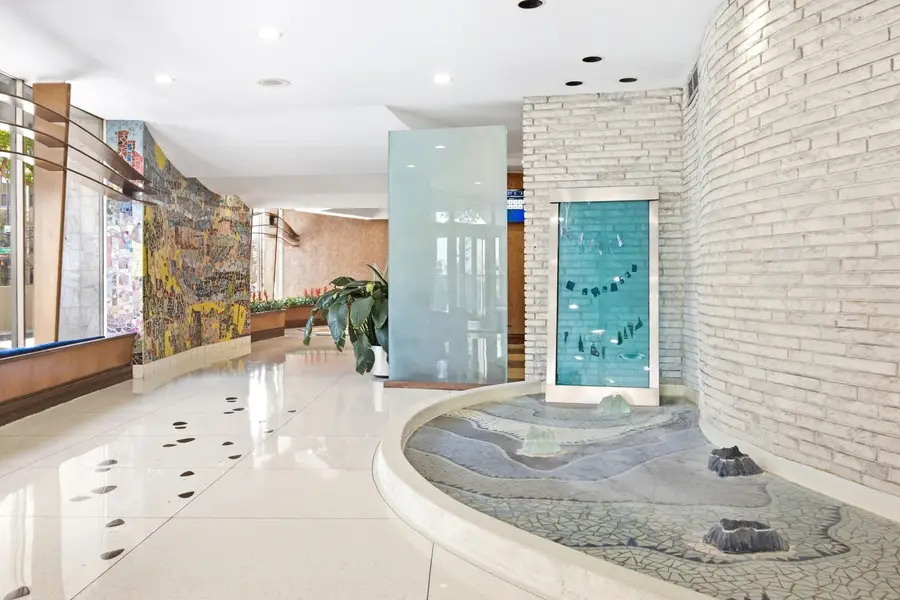 6301 N Sheridan Road #4H, Chicago, IL 60660 - #2