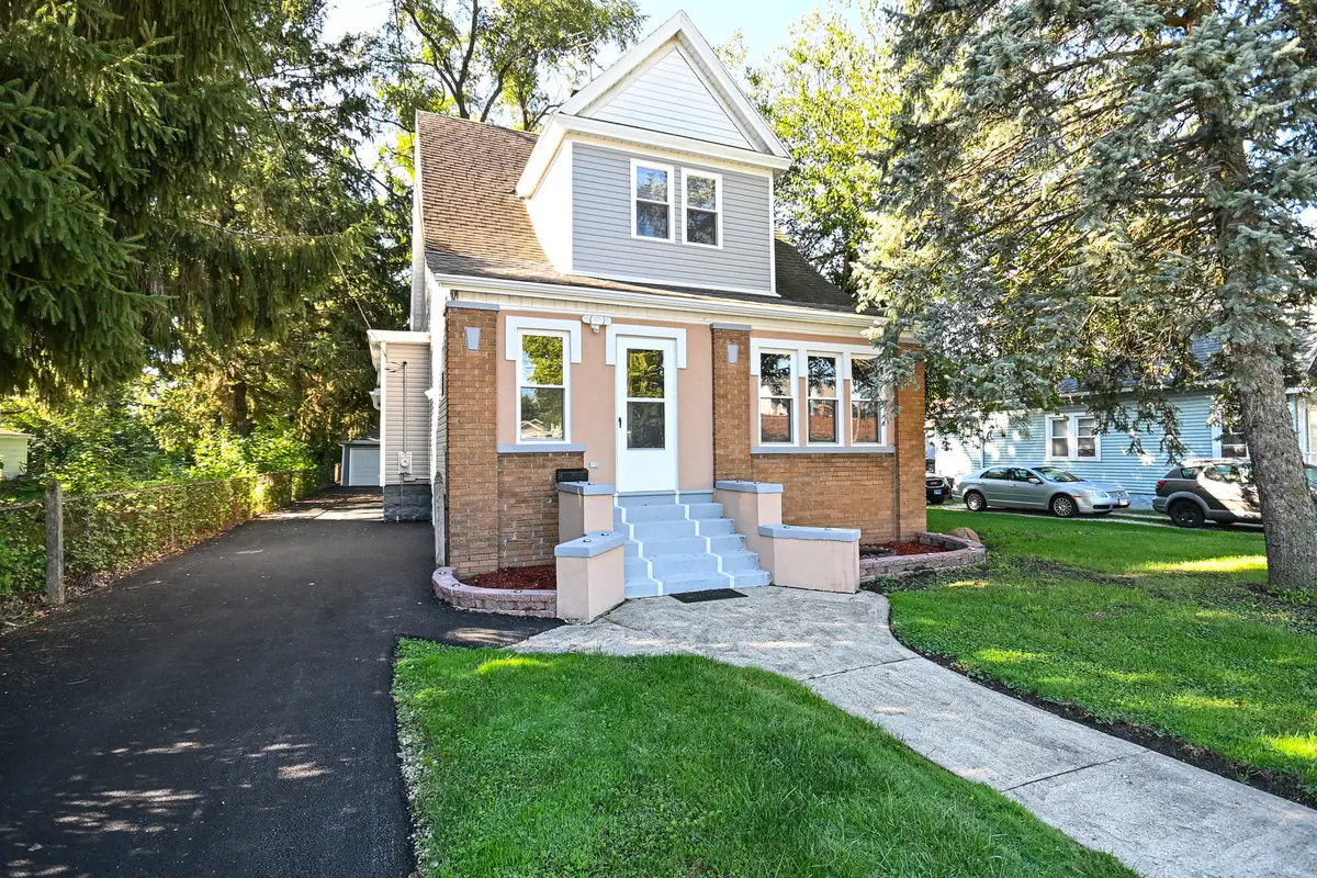 417 E 16th Street, Lockport, IL 60441 - #1