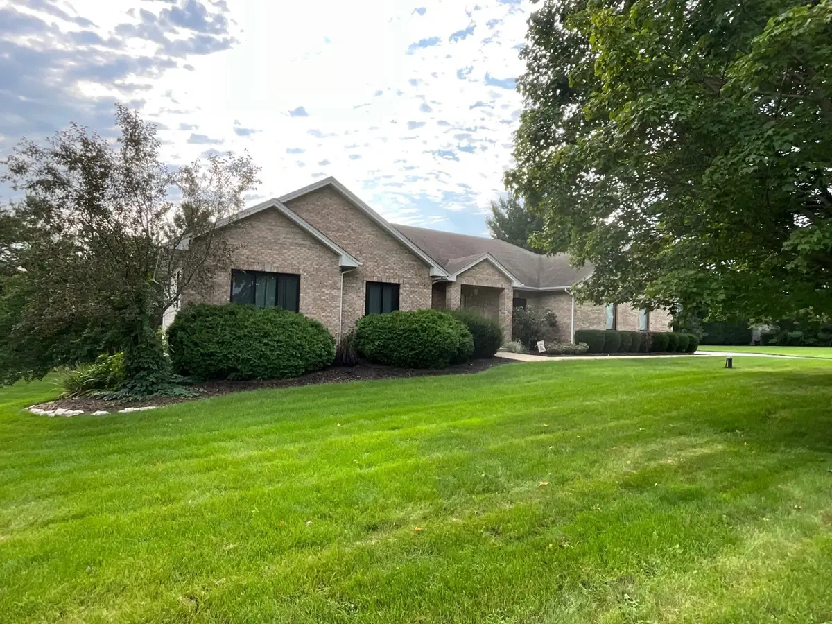 10N875 Oak Ridge Drive, Elgin, IL 60124 - #1