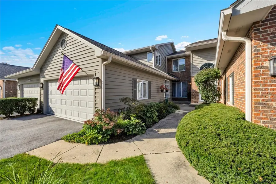 885 Saddlewood Drive, Glen Ellyn, IL 60137 - #2