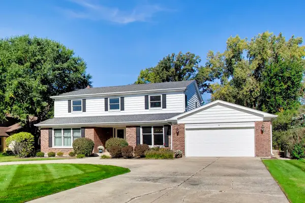 570 N Forest Drive, Addison, IL 60101