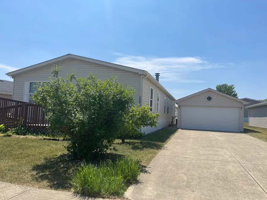 322 Lilac Lane, Matteson, IL 60443 - #3