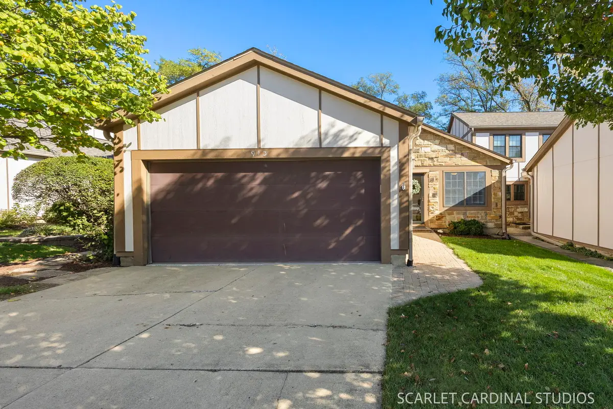 913 Wheaton Oaks Drive, Wheaton, IL 60187 - #1