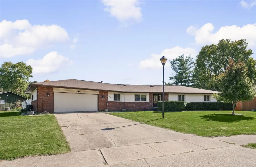 304 Carrie Avenue, Urbana, IL 61802 - #2