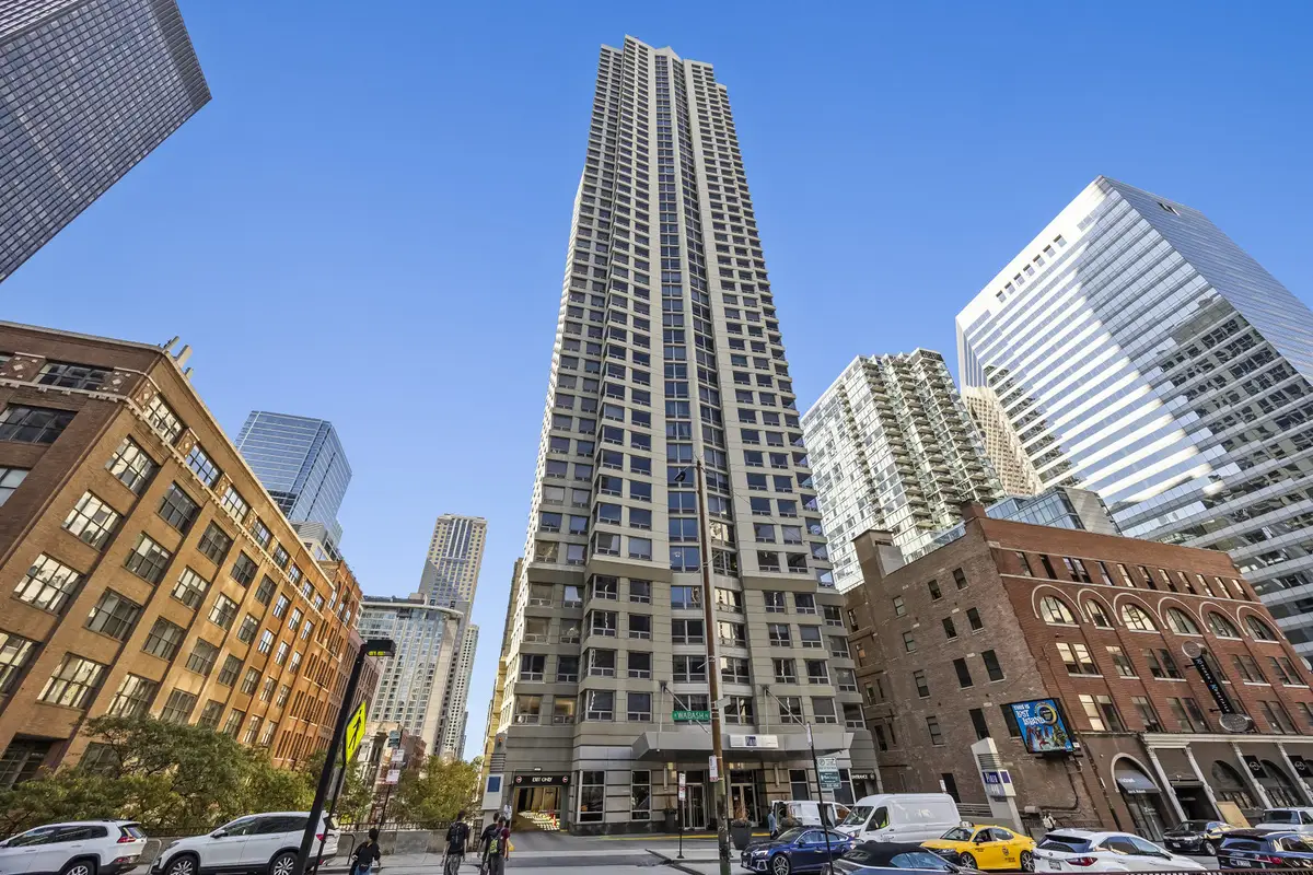 440 N Wabash Avenue #2001, Chicago, IL 60611 - #1