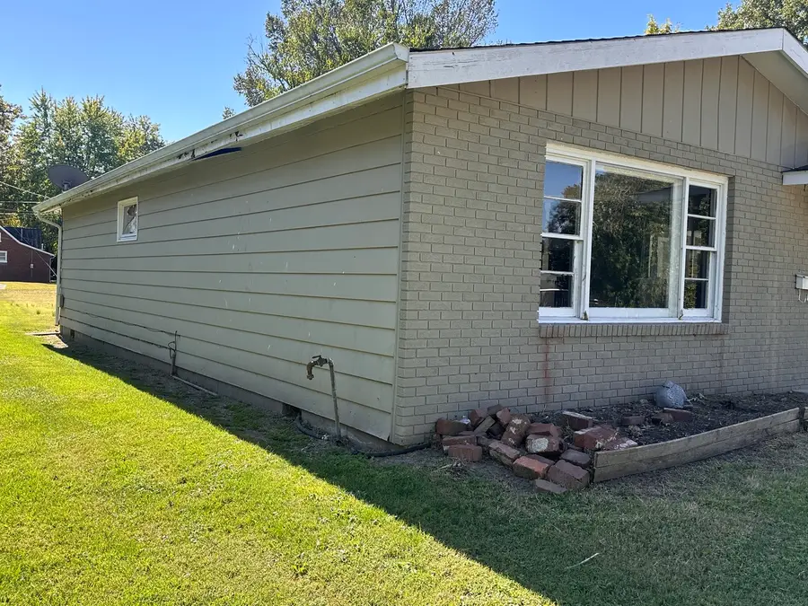 312 E Lindell Street, West Frankfort, IL 62896 - #3