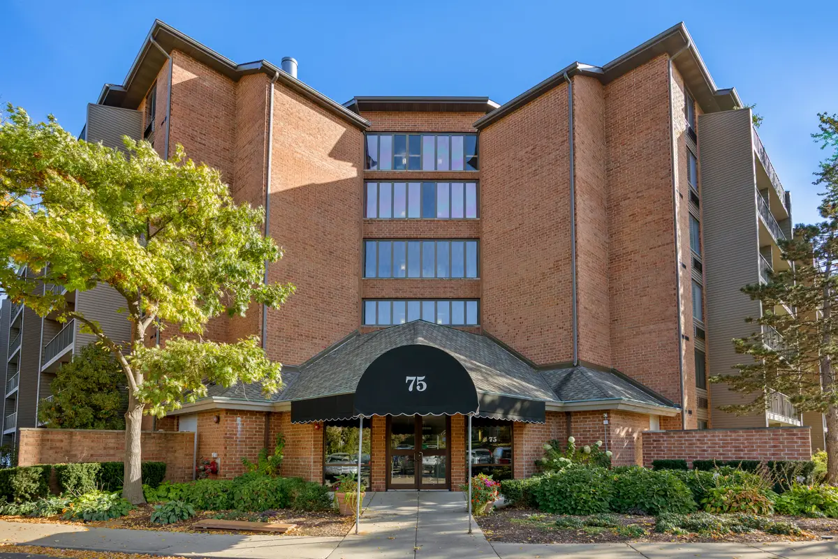 75 Kristin Circle #218, Schaumburg, IL 60195 - #1