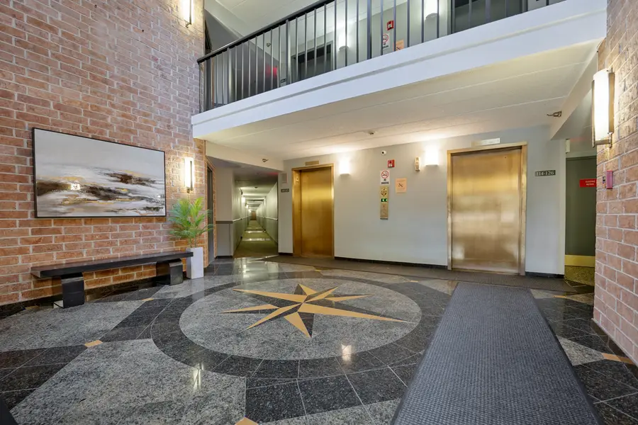 75 Kristin Circle #218, Schaumburg, IL 60195 - #2