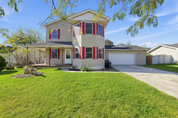 152 E First Street, Manteno, IL 60950