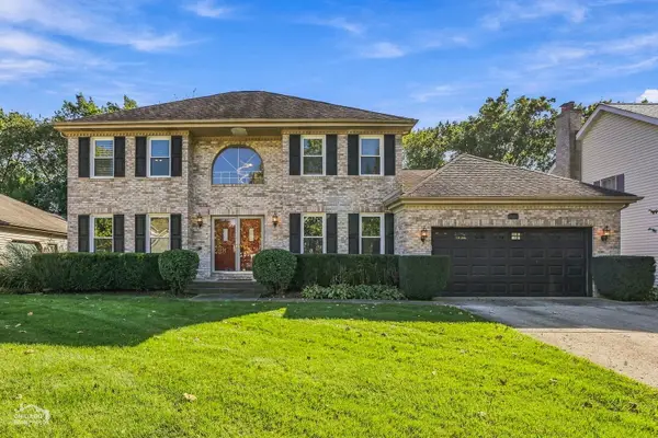 1200 Prairie Drive, Algonquin, IL 60102