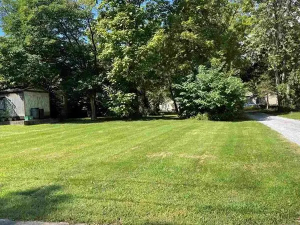 506 N Michaels Street, Carbondale, IL 62901