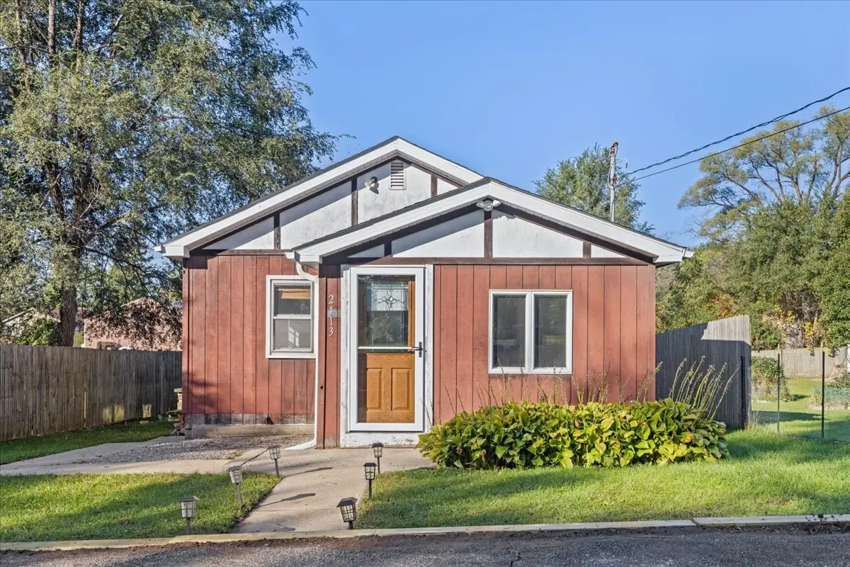 2413 Alton Road, McHenry, IL 60050 - #1