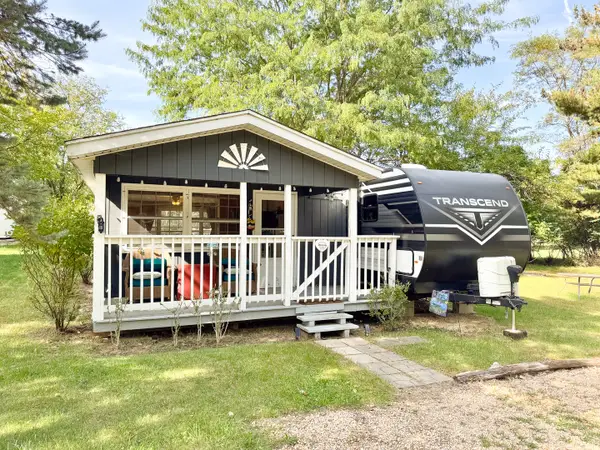 29/87 Woodhaven, Sublette, IL 61367