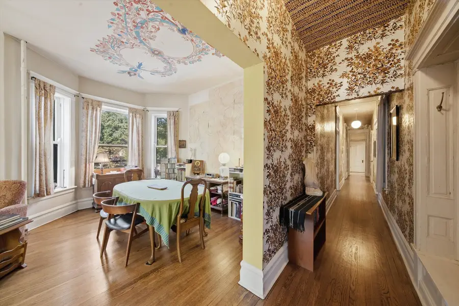 5701 S Kenwood Avenue #1, Chicago, IL 60637 - #2