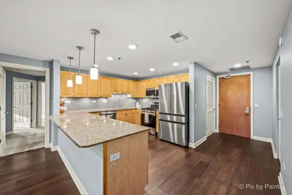 865 E 22nd Street #208, Lombard, IL 60148
