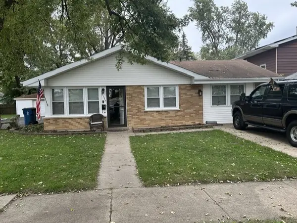 3137 Phillips Avenue, Steger, IL 60475