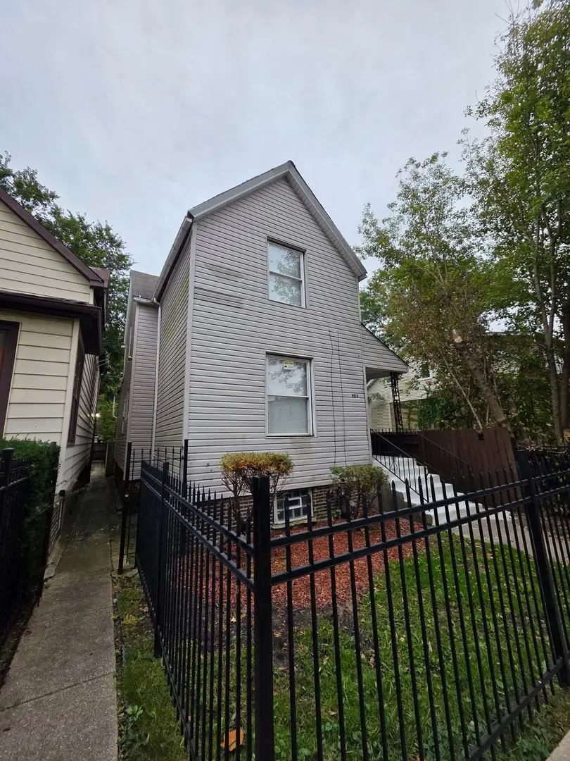 8013 S Marquette Avenue, Chicago, IL 60617 - #2
