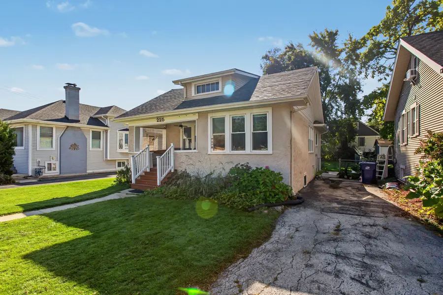 225 W School Street, Villa Park, IL 60181 - #2