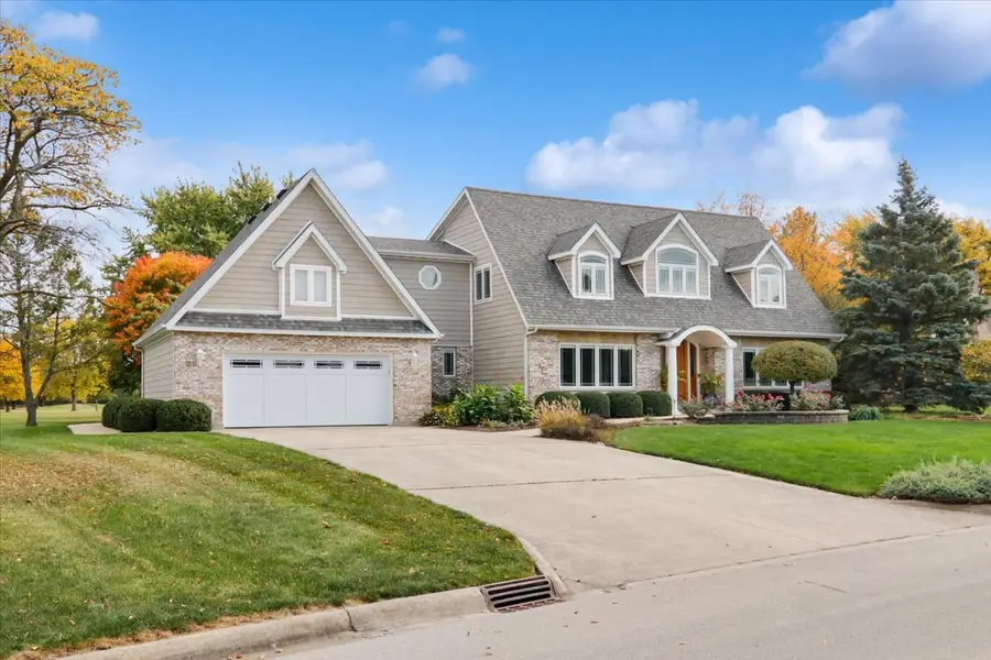 1806 Cardinal Court, Pontiac, IL 61764 - #2