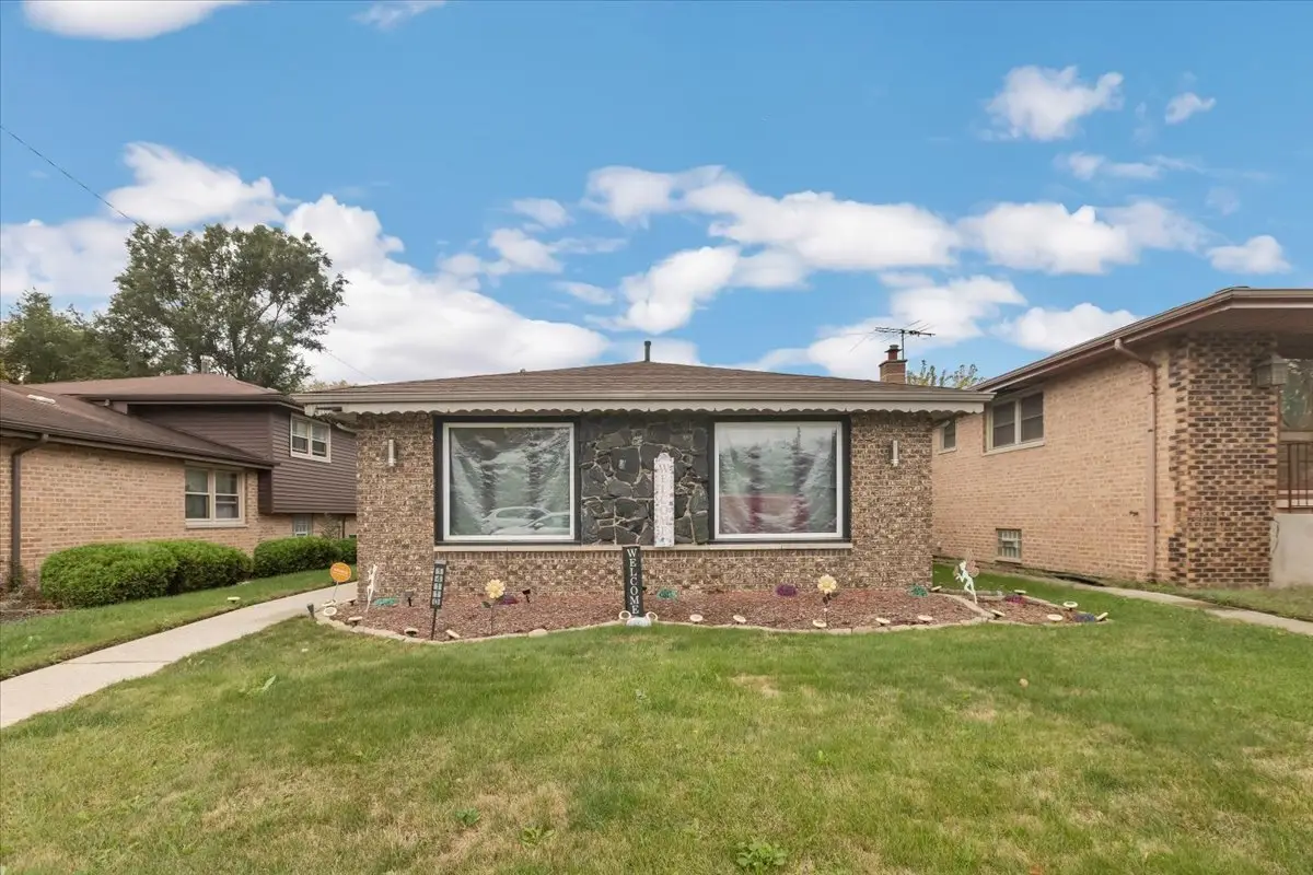 14110 S Bensley Avenue, Burnham, IL 60633 - #1