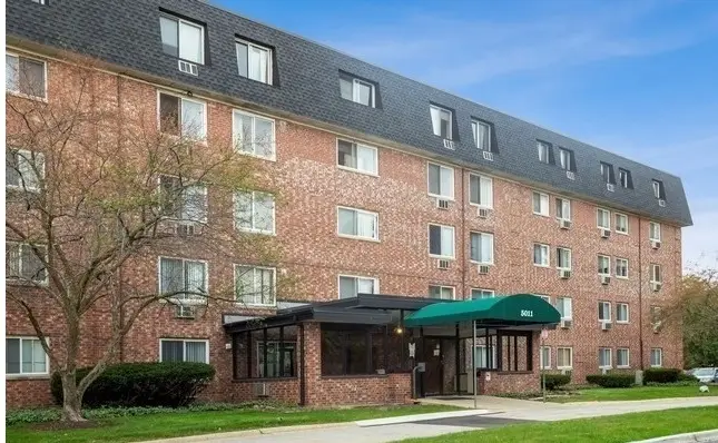 5011 Valley Lane #304, Streamwood, IL 60107 - #2