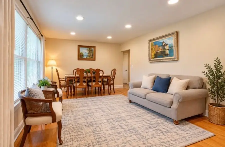 1S155 Euclid Avenue, Oakbrook Terrace, IL 60181 - #3