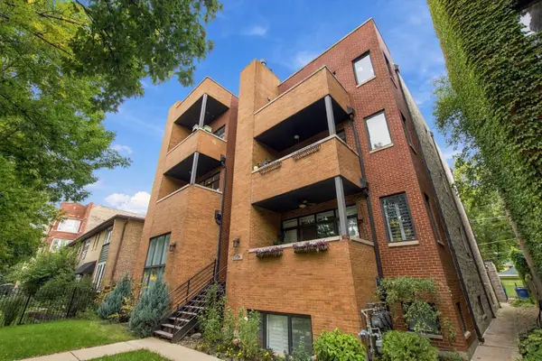 1528 W Jonquil Terrace #C2, Chicago, IL 60626