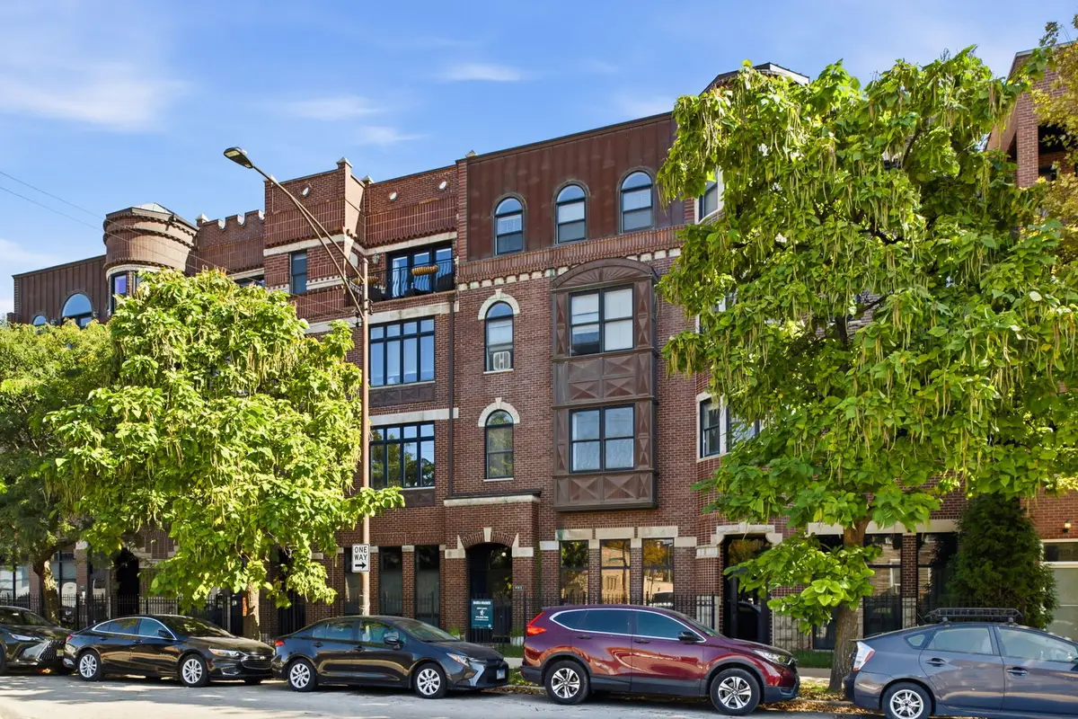 523 N Racine Avenue #4, Chicago, IL 60642 - #1