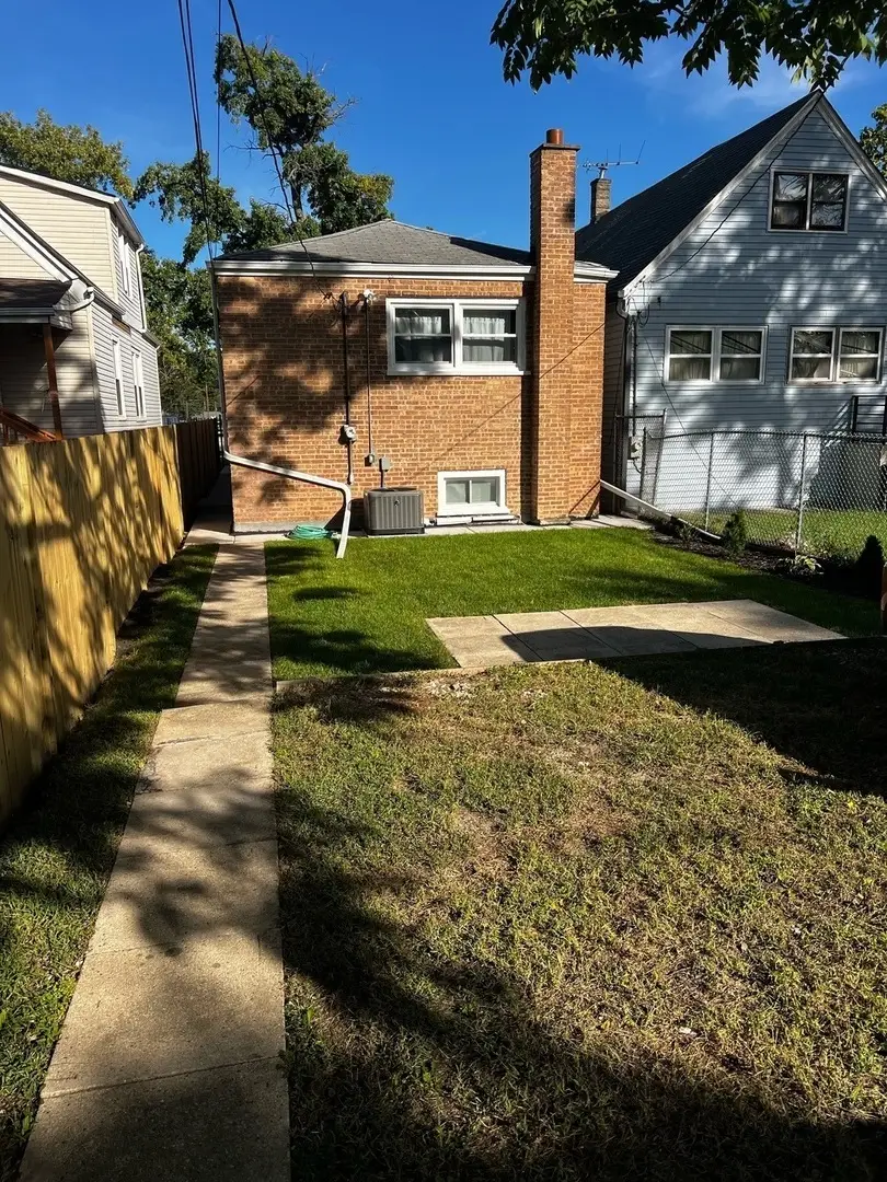 6340 S Bell Avenue, Chicago, IL 60636 - #3