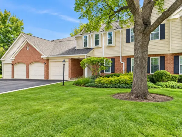 1404 Nottingham Court #C2, Wheeling, IL 60090