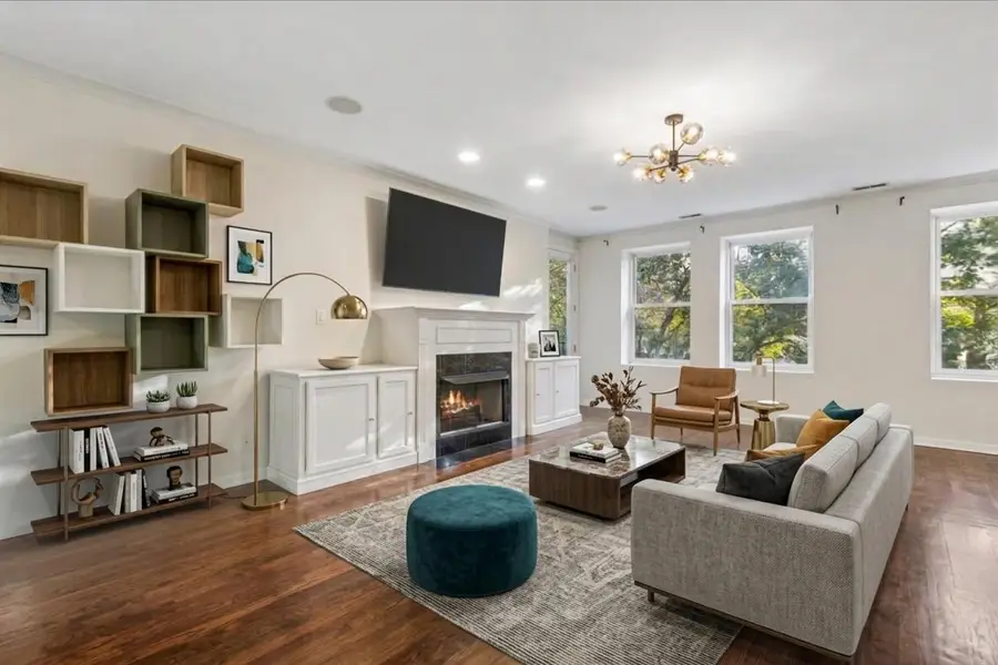 1426 N Orleans Street #202, Chicago, IL 60610 - #3