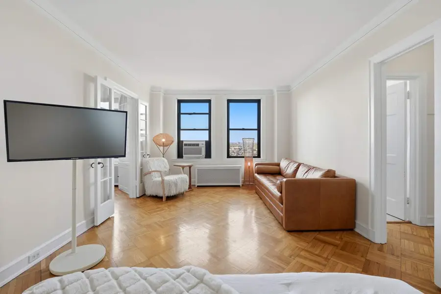 2000 N Lincoln Park West #911, Chicago, IL 60614 - #3