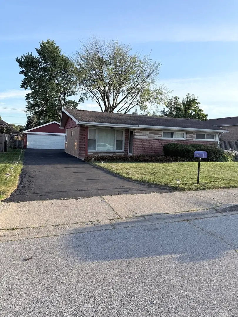 6635 W 87th Street, Oak Lawn, IL 60453 - #3