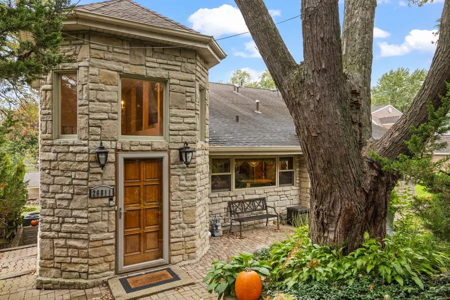 26811 N Oakdale Lane, Mundelein, IL 60060 - #2