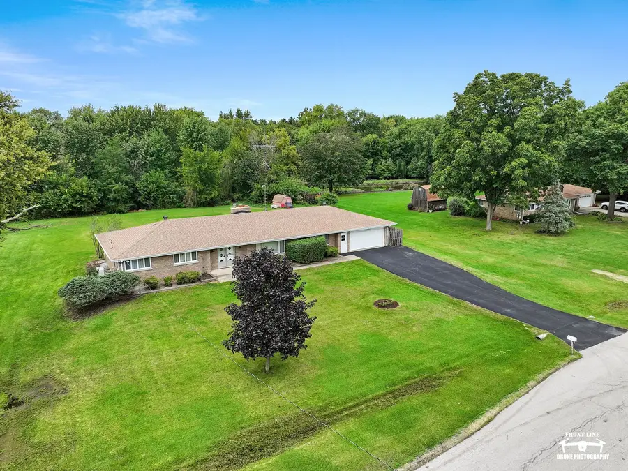 29 Brookside Lane, Bristol, IL 60512 - #3