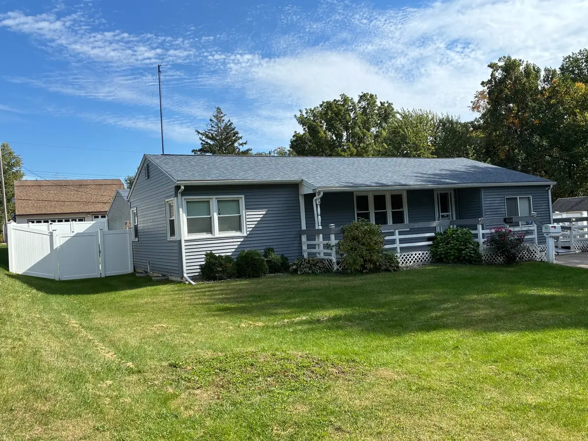 2540 32nd Street, Moline, IL 61265 - #1