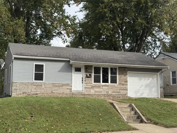 1527 Monroe Street S, Quincy, IL 62301