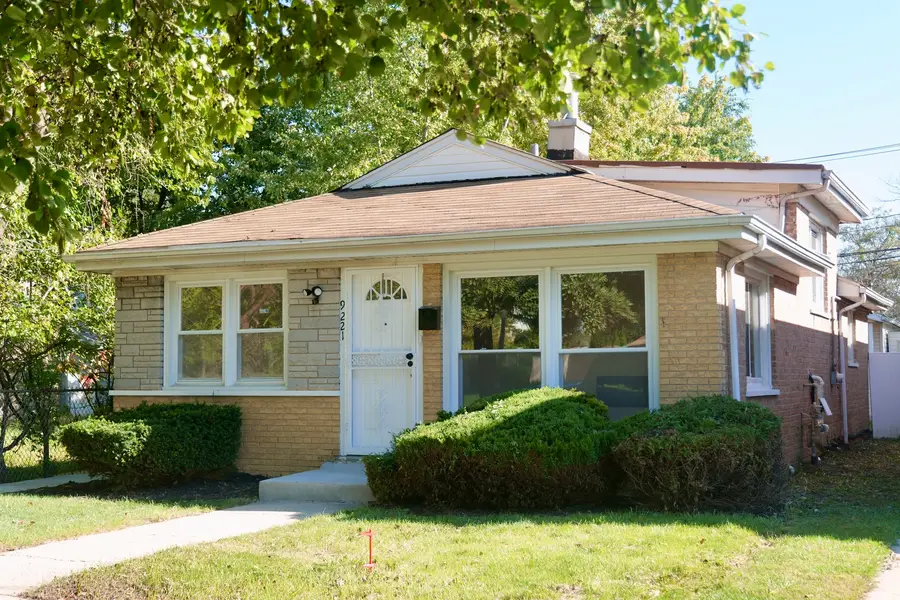 9221 S Perry Avenue, Chicago, IL 60620 - #2