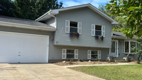 37244 N Capillo Avenue, Lake Villa, IL 60046