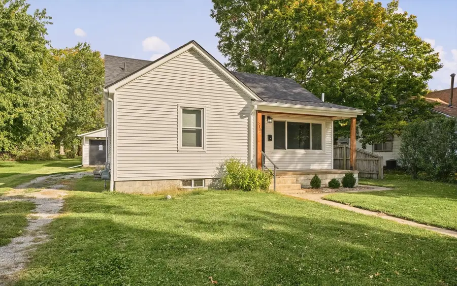 515 E Market Street, Farmer City, IL 61842 - #3