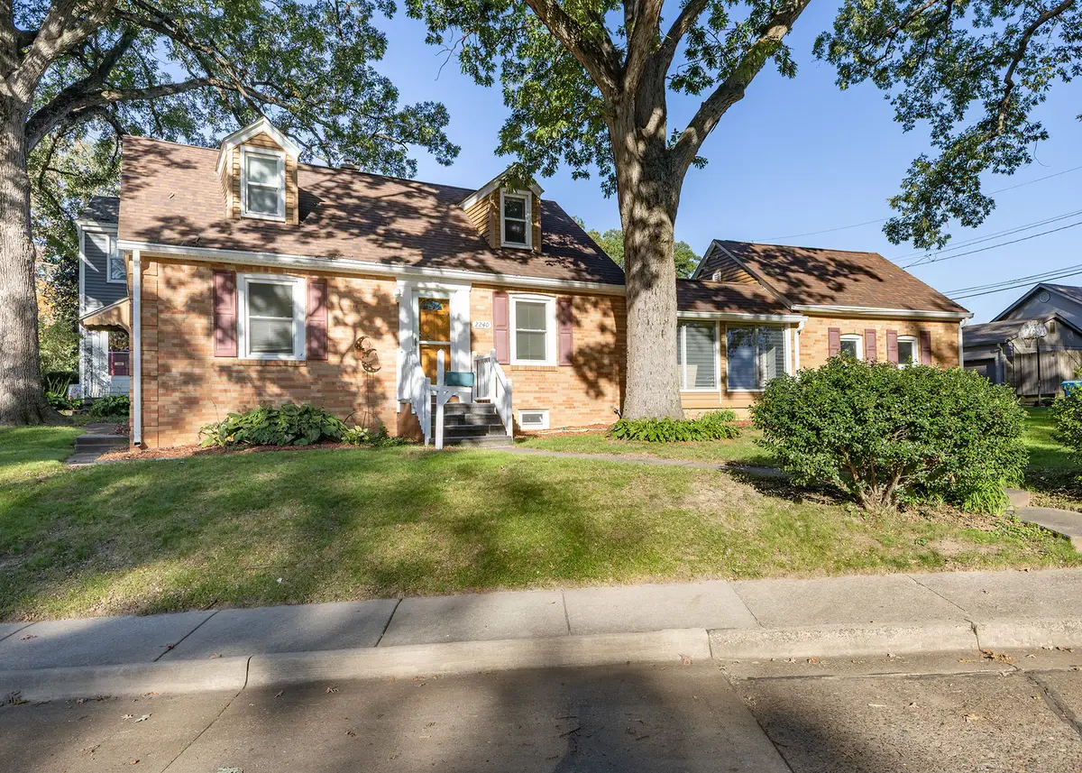 2240 26th Street, Rock Island, IL 60201 - #1