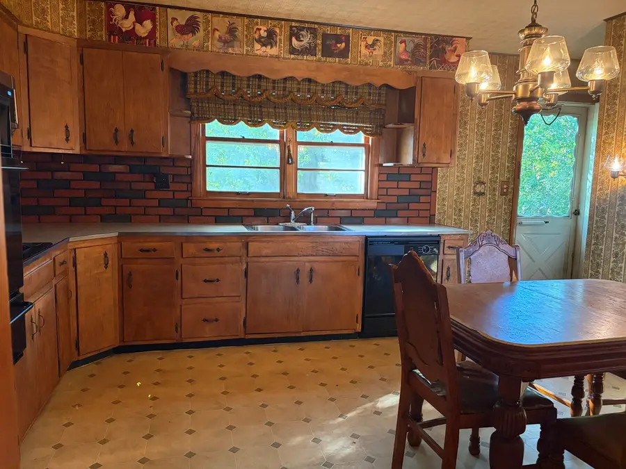 5609 Bunny Avenue, McHenry, IL 60051 - #2