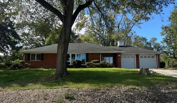 9410 S 86th Court, Hickory Hills, IL 60457