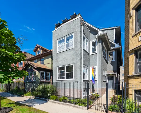 1618 W North Shore Avenue, Chicago, IL 60626