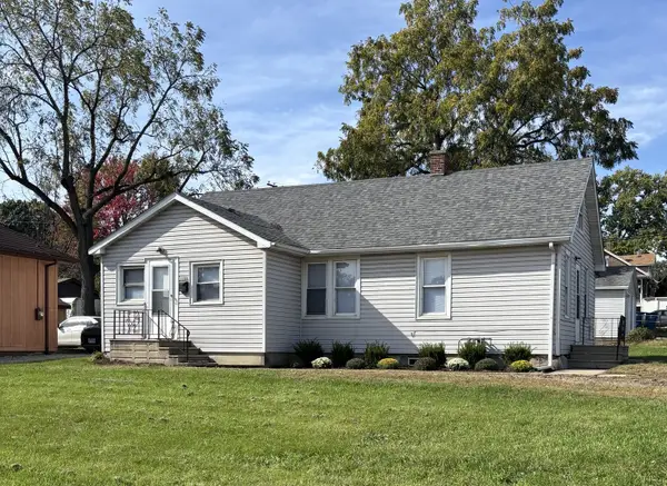 1723 N Broadway Street, Crest Hill, IL 60403