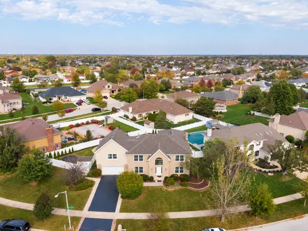 8930 Golden Pheasant Drive, Tinley Park, IL 60487