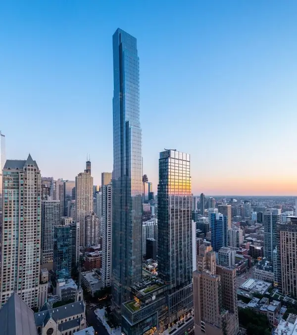 14 W Superior Street #5103, Chicago, IL 60654