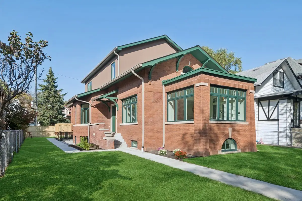2616 W Sunnyside Avenue, Chicago, IL 60625 - #1