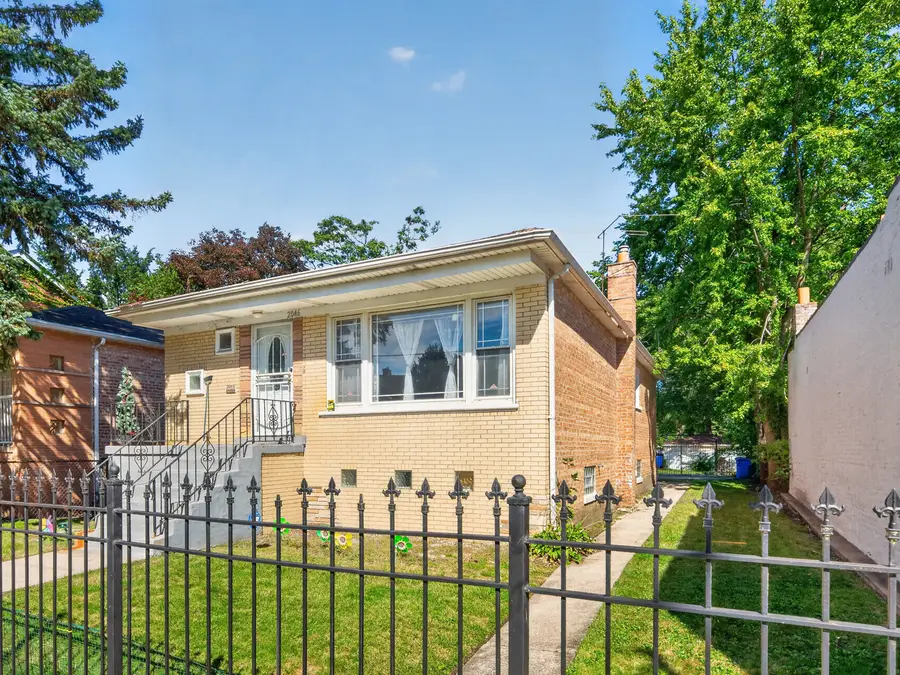 2046 E 93rd Street, Chicago, IL 60617 - #2